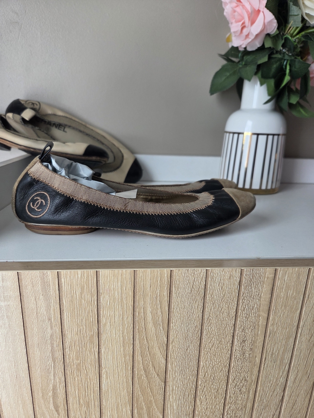 Chanel Black and Beige Leather Cap-Toe Ballet Flats Bundle Size 38.  38/5